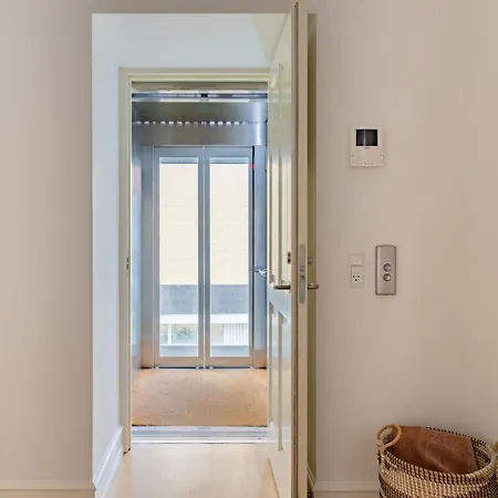 Apartament Sanders Shield - 3 Bedroom With Balcony