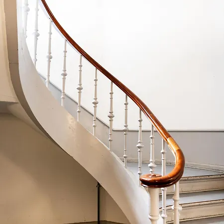 Sanders Shield - 3 Bdr With Balcony, In *