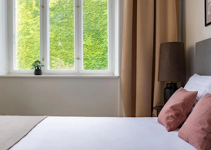 Shield 1 - 3 Bdr With Balcony In Διαμέρισμα *