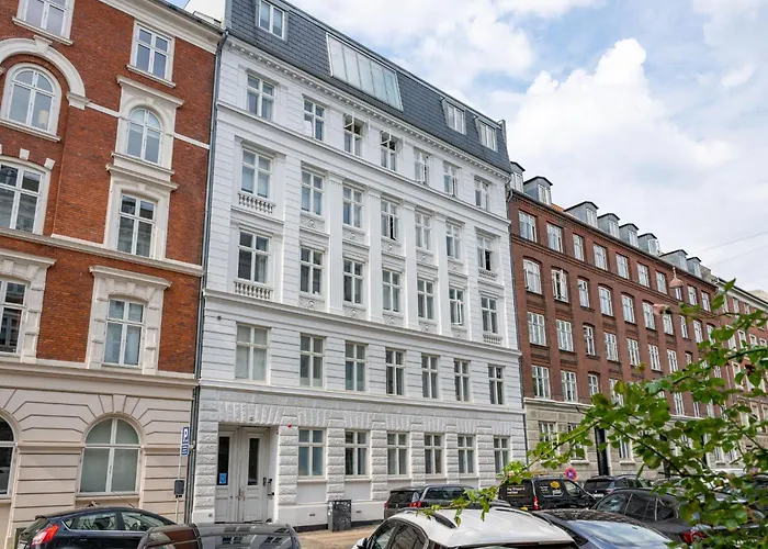 Shield 1 - 3 Bdr With Balcony In Lejlighed København